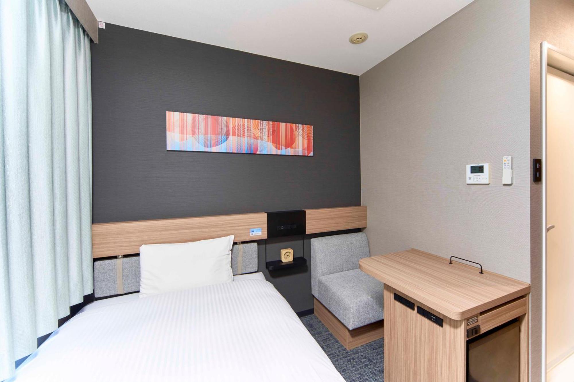 Washington R&B Hotel Umeda East Osaka Esterno foto